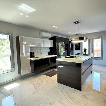 Victoria Hill Hotel Penthouse *